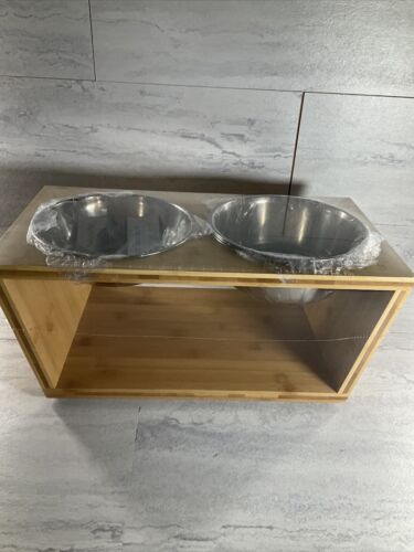 Premium Elevated Dog and Cat Pet Feeder, Raised Stand Comes with Extra Two Bowls (6922749345975)